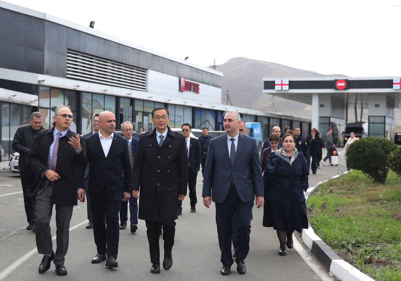 ეკონომიკური და ტექნიკური თანამშრომლობის შესახებ საქართველოსა და ჩინეთს შორის შეთანხმების ფარგლებში, შემოსავლების სამსახურს რენტგენოსკანერები გადაეცა