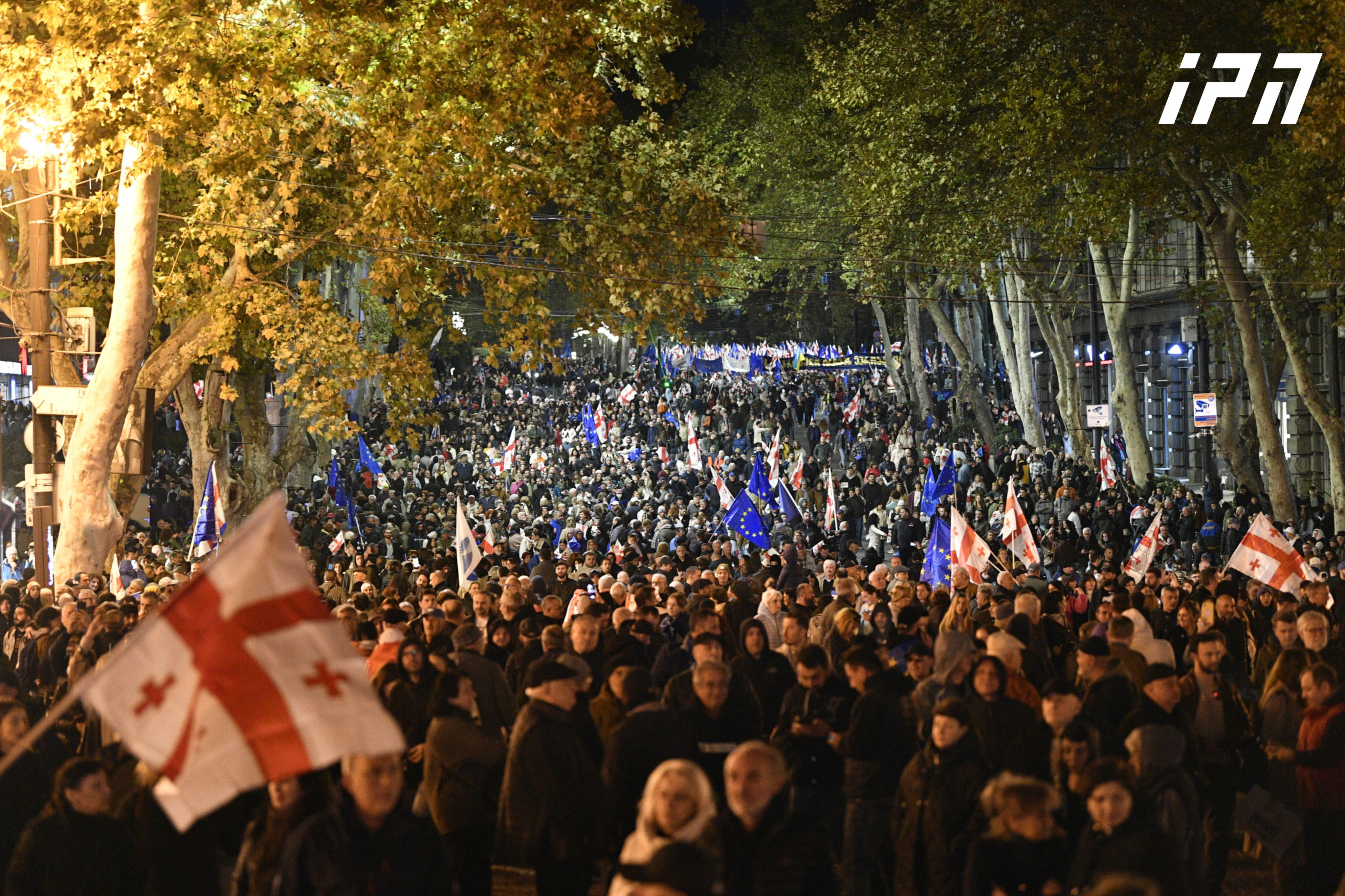 თავისუფლების მოედანზე მარში - „საქართველო ირჩევს ევროკავშირს“ მიმდინარეობს