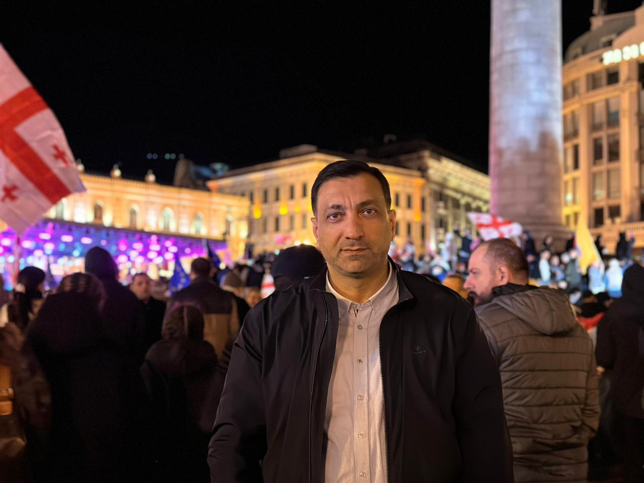 ლევან ბეჟაშვილი - საქართველო შედის დამოუკიდებლობისთვის ბრძოლის, ევროპული მომავლისთვის ბრძოლის გადამწყვეტ ფაზაში, ერთიანობის დემონსტრირებისთვის ეს მარში ძალიან მნიშვნელოვანია