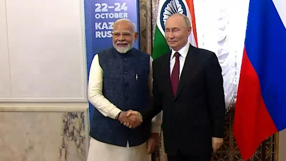 ინდოეთის პრემიერ-მინისტრი - რუსეთსა და უკრაინას შორის მიმდინარე კონფლიქტში ჩვენ მშვიდობისა და სტაბილურობის სწრაფად აღდგენას სრულად მხარს ვუჭერთ