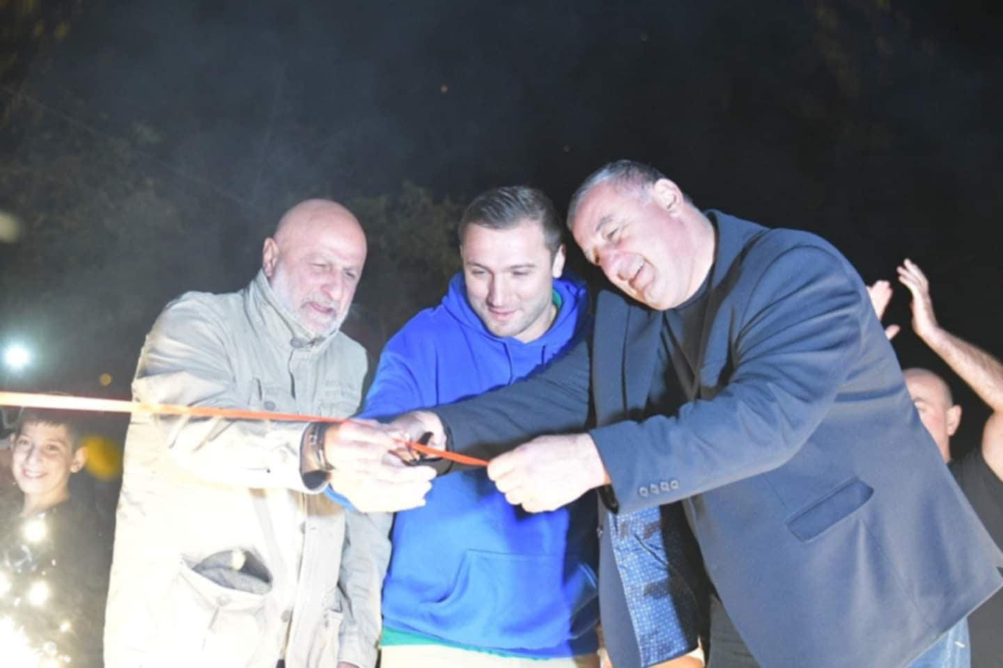 „ქართული ოცნების“ სამგორის რაიონის დელეგატი ვარლამ ლიპარტელიანი ვარკეთილში კრივის დარბაზის გახსნის ღონისძიებაში მონაწილეობდა