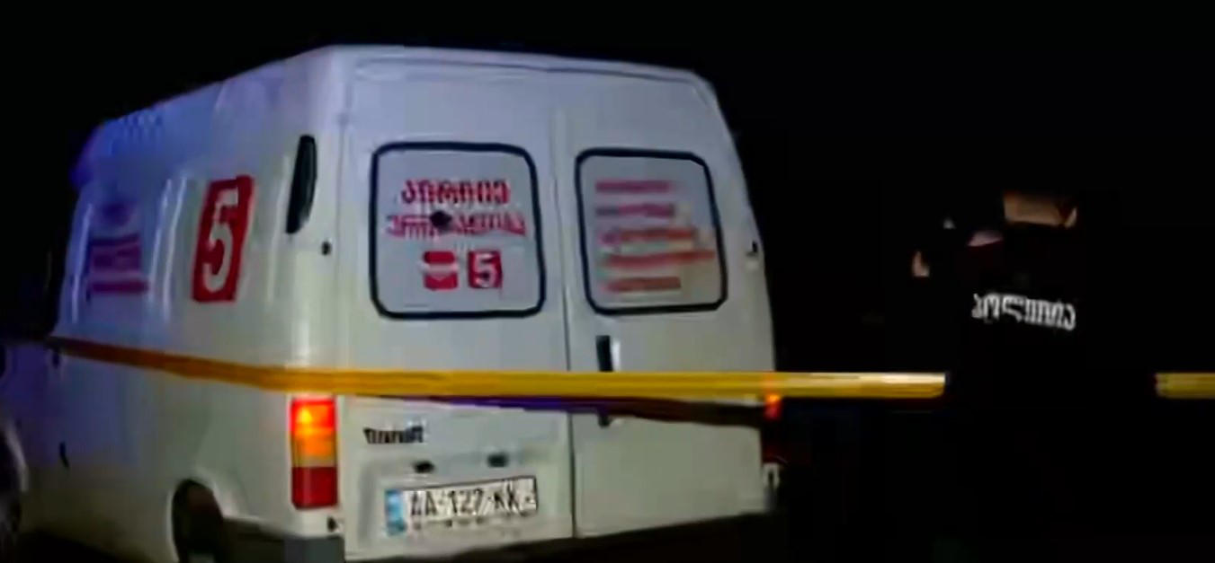 „ერთიანობა - ნაციონალური მოძრაობის“ ინფორმაციით, ღამით ზუგდიდის რაიონის სოფელ რიყეში მათი შტაბის წევრს თავს დაესხნენ და კოალიციის ლოგოთი გაფორმებულ მანქანას ქვები დაუშინეს