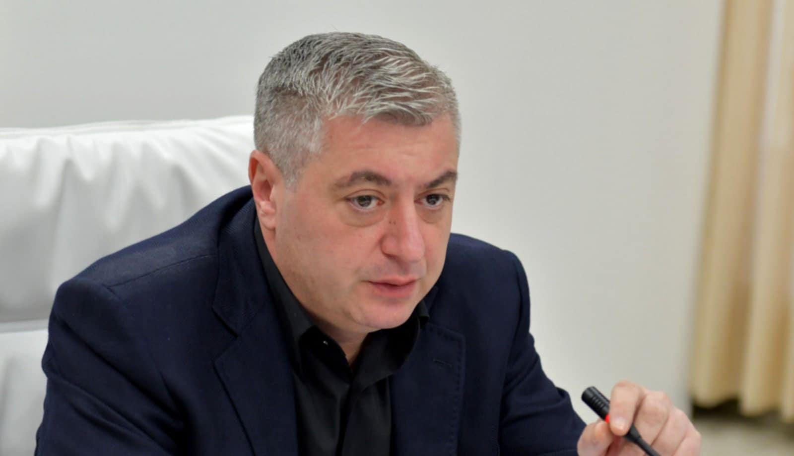 კახა კახიშვილი - ოპოზიცია, ფაქტობრივად, საარჩევნო კამპანიაში არ ხარჯავს არც ფინანსურ და არც ადამიანურ რესურსს - რატომ? ან როგორ აპირებს მოგებას? - პასუხი მარტივია, გათვლა არჩევნების დელეგიტიმაციის პროცესის დაწყებაზე აქვთ