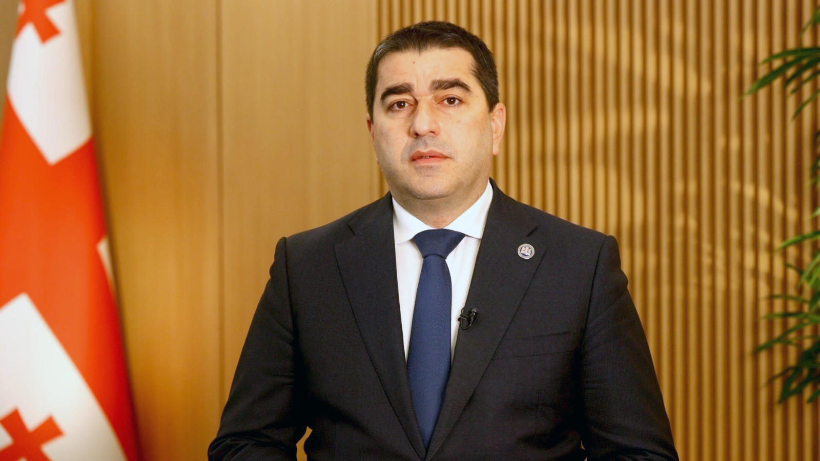 შალვა პაპუაშვილი „ყირიმის პლატფორმის“ სამიტის მონაწილეებს - ქართველები, ომის პირველივე დღიდან გვერდში ვუდგავართ უკრაინელ მეგობრებს და ასე გავაგრძელებთ, რადგან ჩვენზე უკეთ არავინ იცის ომის ტკივილი და მშვიდობის ფასი