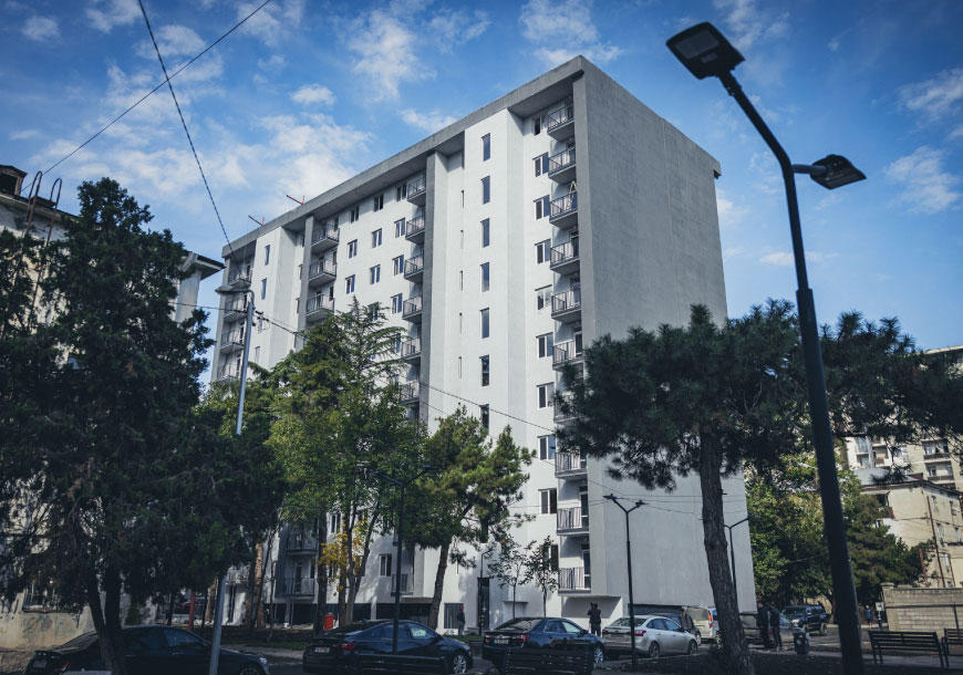 „ბიქეი ქონსთრაქშენმა“, ავარიული სახლების ჩანაცვლების პროგრამის ფარგლებში, პირველი პროექტი წარმატებით, ვადაზე ადრე დაასრულა