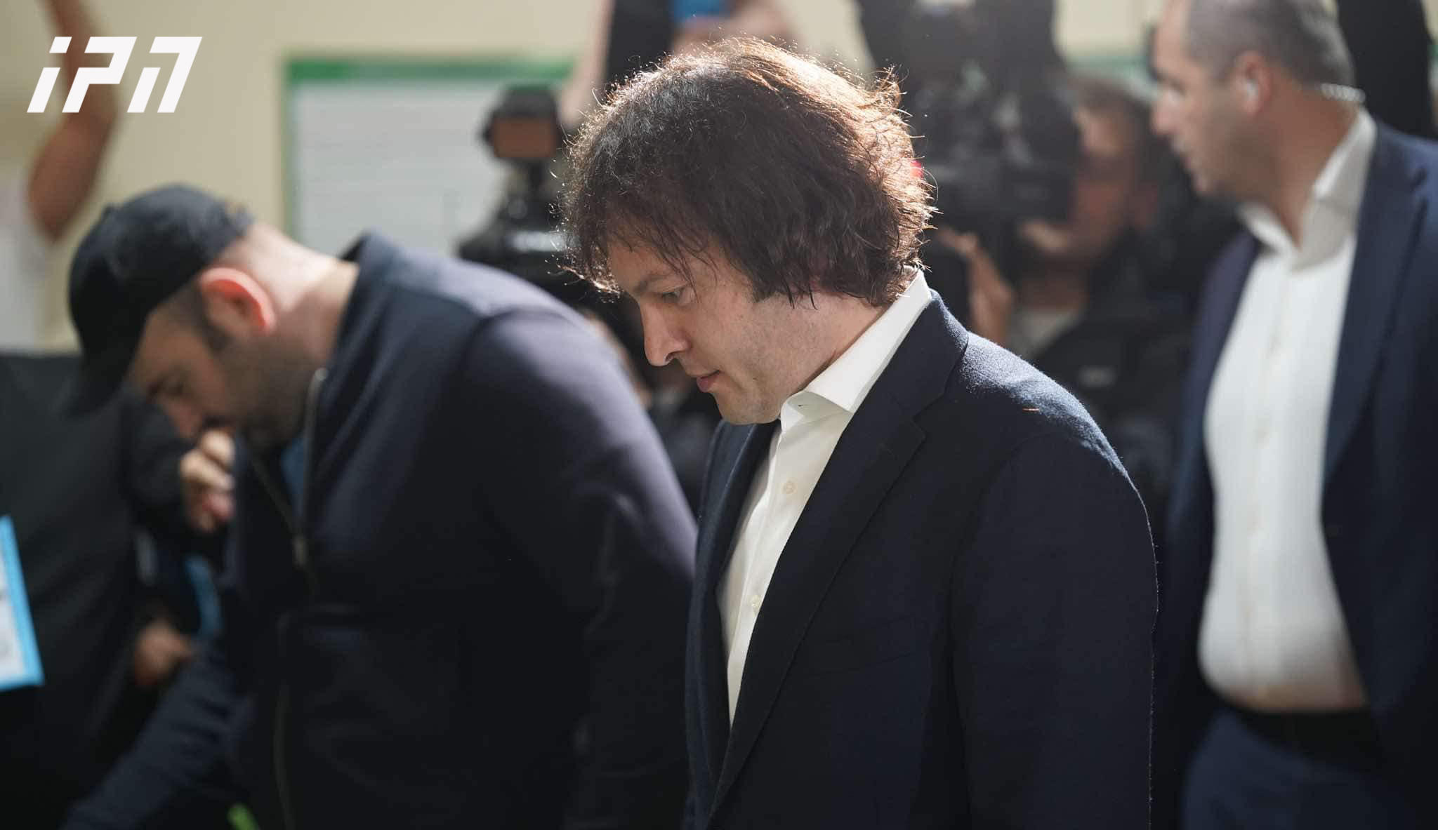 ირაკლი კობახიძე - ეს არის 2012 წლის არჩევნების ტოლფასი არჩევნები, სადაც კიდევ ერთხელ, საბოლოოდ, უნდა გადაწყდეს ქვეყნის განვითარების მიმართულება - ჩვენი მოქალაქეებისგან ველოდებით 60%-მდე ხმებს