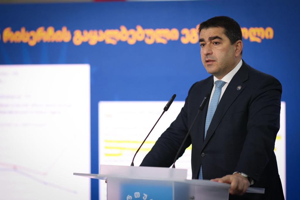 შალვა პაპუაშვილი - პარლამენტი შეიკრიბება და 76 ხმით 150 დეპუტატის უფლებამოსილებას ცნობს! ოპოზიციონერი დეპუტატები ადრე თუ გვიან პარლამენტში შემოლაგდებიან და ხელფასებსაც აიღებენ!