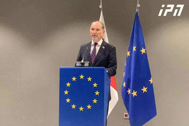 According to Paweł Herczyński, Georgia's setback is "unprecedented for a country that aspires to EU membership"