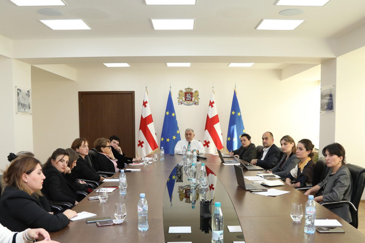 მიხეილ სარჯველაძე შაქრიანი დიაბეტი ტიპი 1-ის მქონე ბავშვების მშობლებს შეხვდა