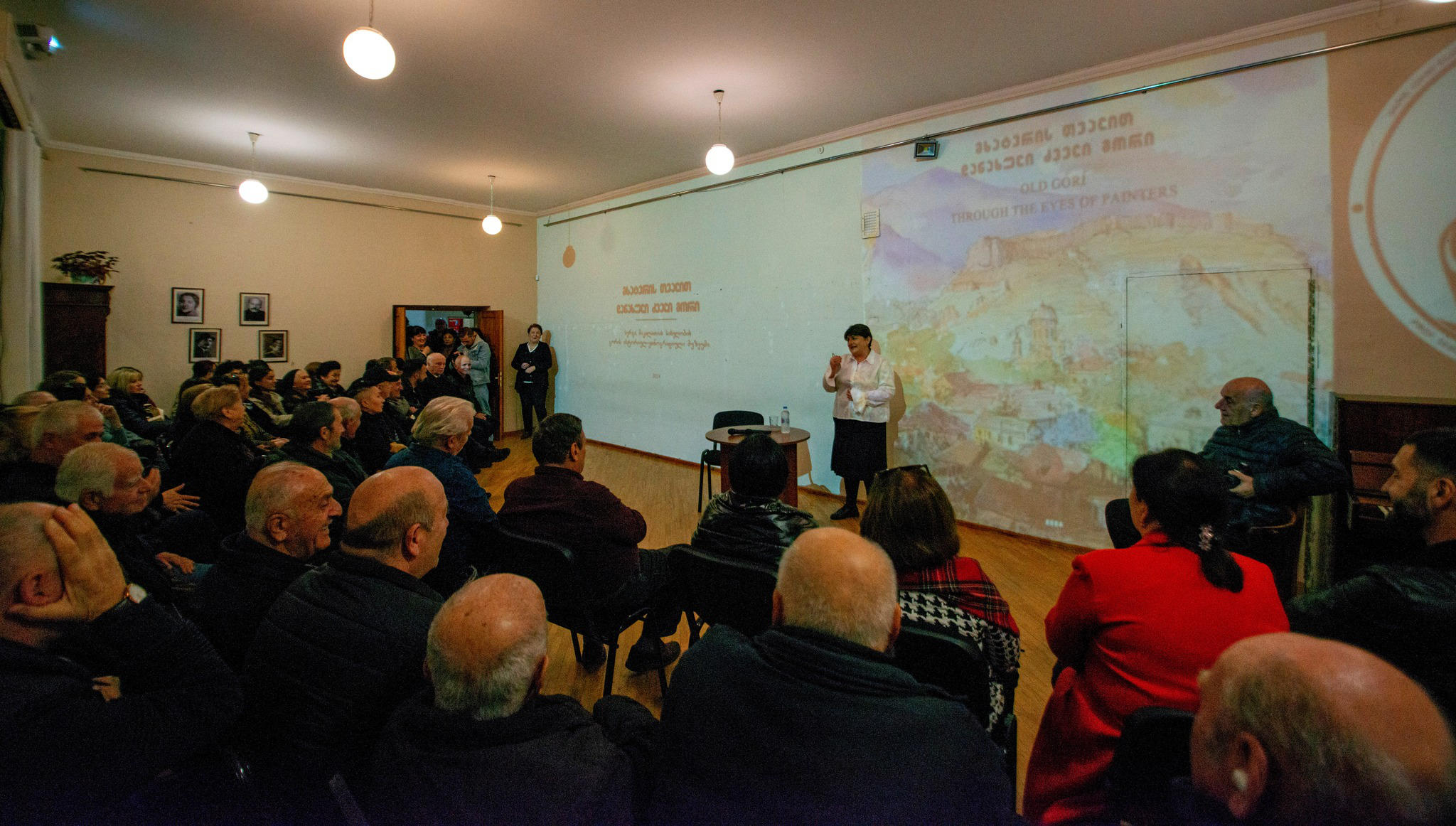 „გორის ფოტოგრაფთა კლუბმა“ კატალოგი “მხატვრის თვალით დანახული გორი” დაბეჭდა