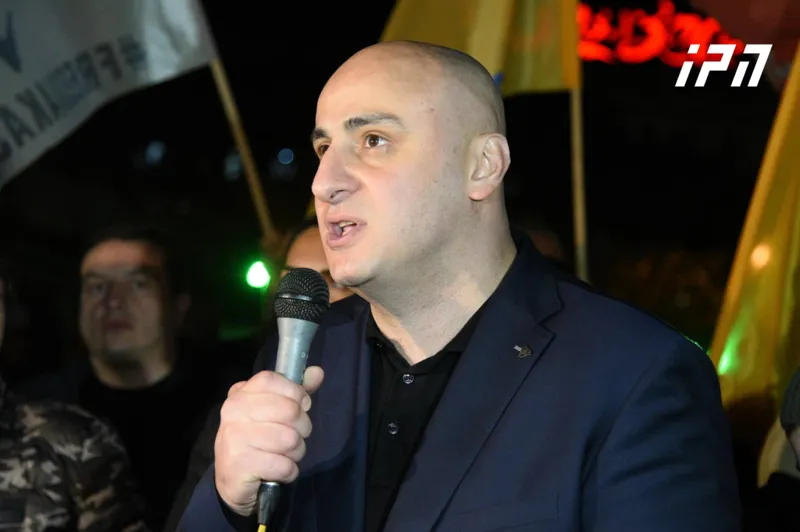 ნიკა მელია - 24 საათის განმავლობაში, ხვალ 20:00 საათამდე თბილისის ერთ-ერთ ყველაზე ცენტრალურ ადგილას ვრჩებით - ბრძოლა ბოლომდე გაგრძელდება