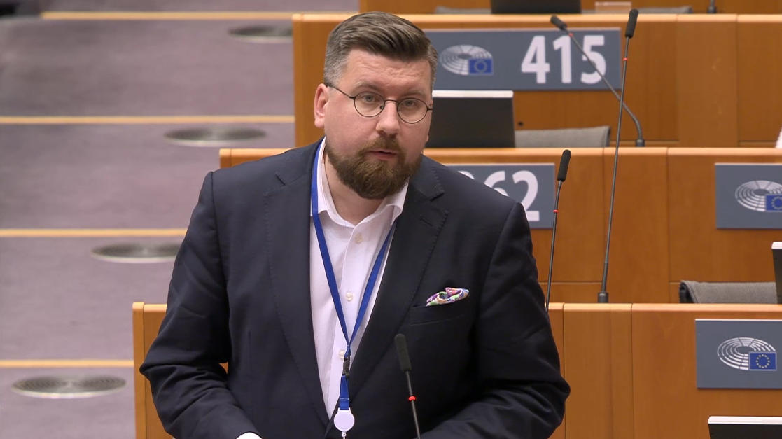 სებასტიან ტინკინენი - საქართველოს მმართველი პარტიის უკან მდგომი ოლიგარქი ოპოზიციური პარტიების აკრძალვითაც დაიმუქრა - საარჩევნო ინციდენტები ნამდვილად უნდა იქნას გამოძიებული