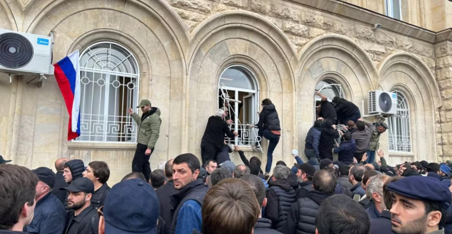ოკუპირებული აფხაზეთის „პრეზიდენტის“ პრესსამსახურის ინფორმაციით, რუსეთთან საინვესტიციო შეთანხმების პროექტს გაიწვევენ