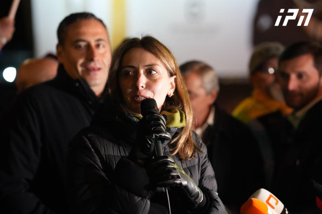 ხატია დეკანოიძე - ახლა პოლიცია ფიქრობს, რომ დილას, 4 საათიდან 6-მდე დაგვარბევს - ვერაფერს იზამენ თუ ბევრი ვიქნებით