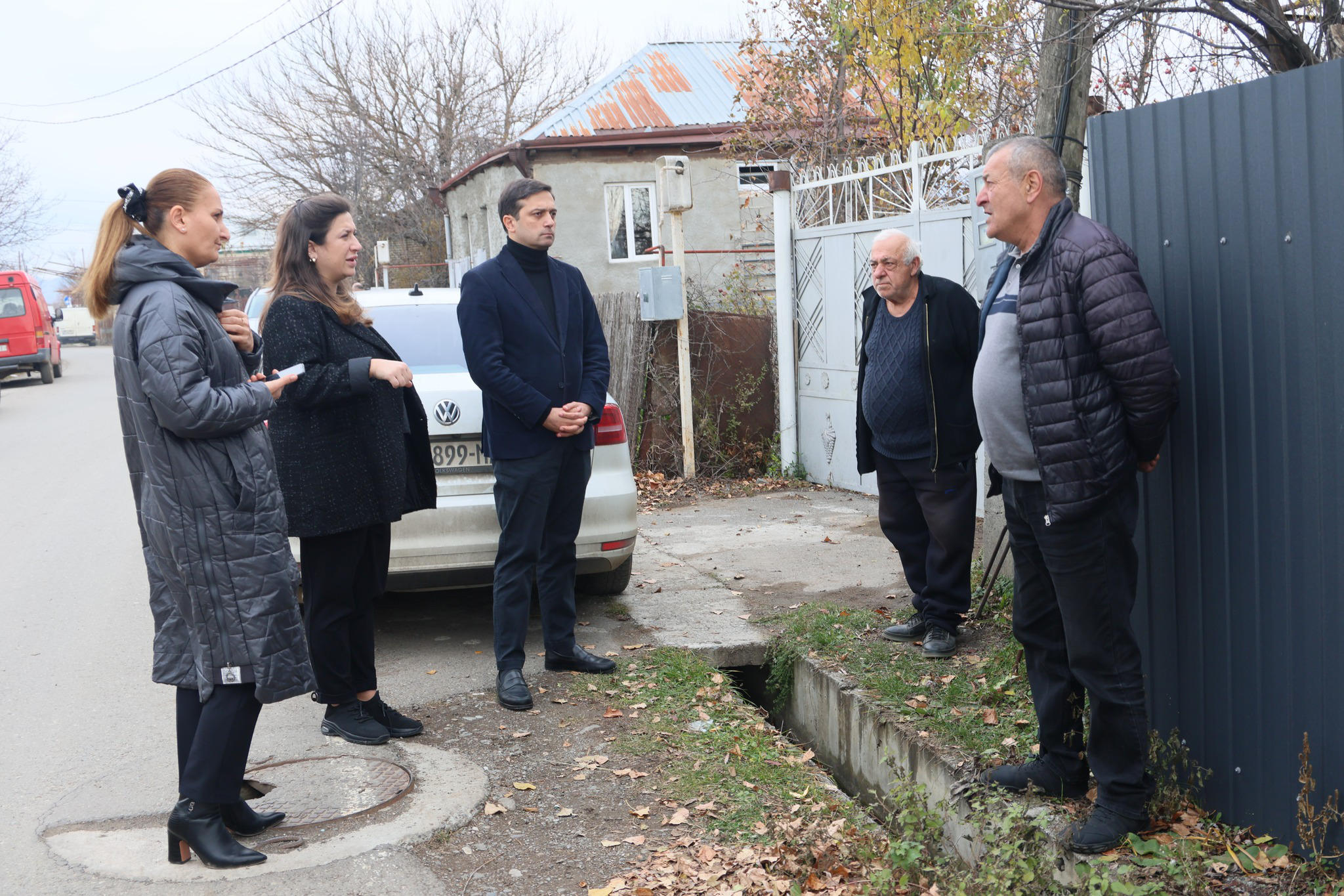 სახალხო დამცველი საოკუპაციო ხაზთან მდებარე სოფლების - დიცისა და ქორდის მოსახლეობას შეხვდა