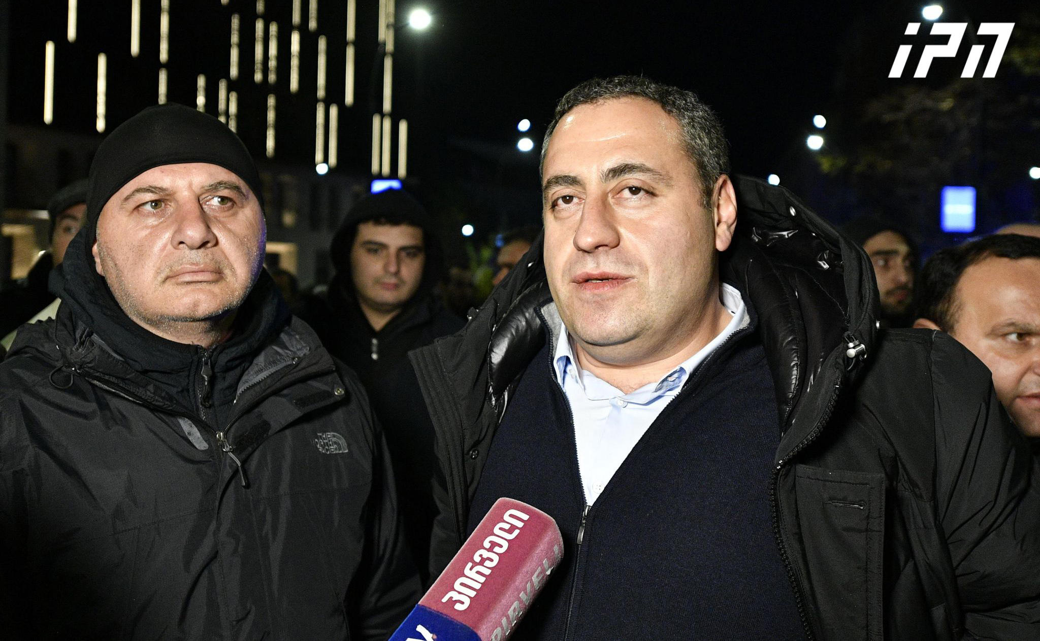გიორგი ვაშაძემ აქციის მონაწილეებს მოუწოდა, მელიქიშვილის გამზირზე გადაინაცვლონ