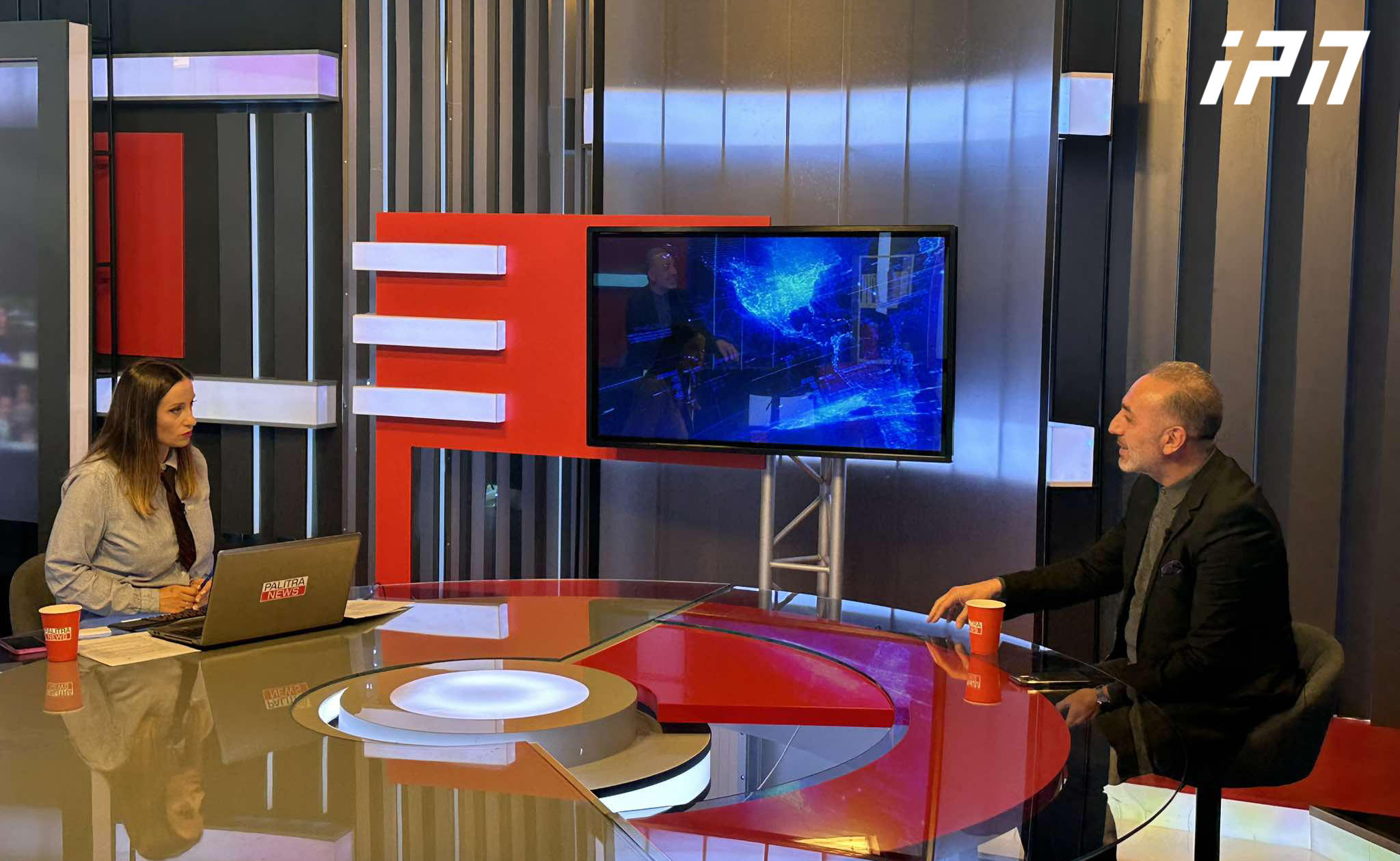 პარტია „გახარია - საქართველოსთვის“ მანდატების შეწყვეტაზე პარლამენტისთვის ამ ეტაპზე მიმართვას არ აპირებს და არ გამორიცხავს, რომ  "პროცესს რამდენიმე თვე" დასჭირდეს