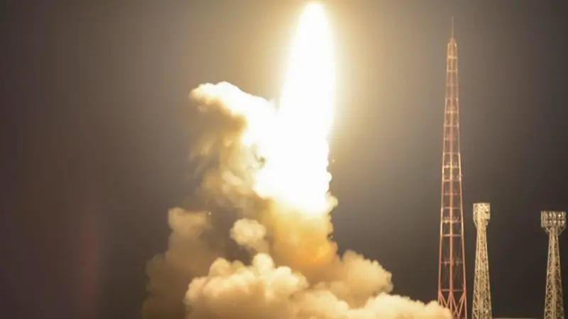 ნატო-უკრაინის საბჭო რუსეთის მიერ დნიპროზე ბალისტიკური რაკეტით განხორციელებულ თავდასხმას განიხილავს