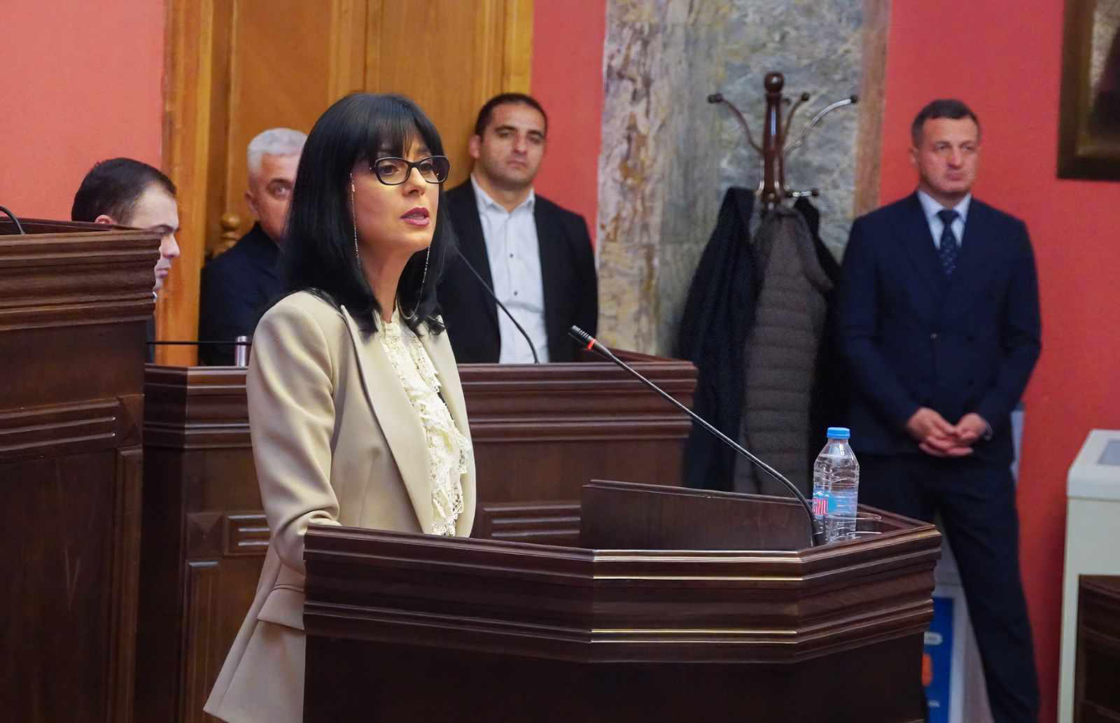 თეა ახვლედიანი - უმთავრეს მიმართულებად - აფხაზეთისა და ცხინვალის რეგიონებში ოკუპაციის წნეხის ქვეშ მცხოვრებ მოსახლეობაზე ზრუნვა და მათი სოციალურ-ეკონომიკური მდგომარეობის გაუმჯობესება დარჩება