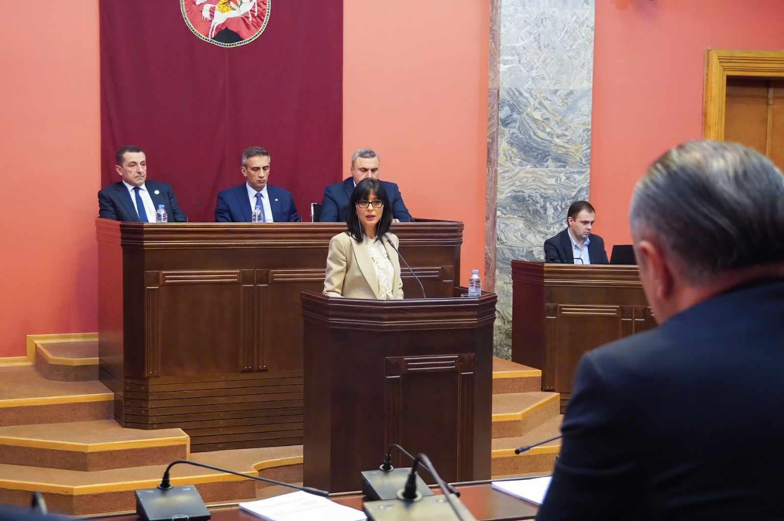 თეა ახვლედიანი - უკვე გვყავს ათასობით  წარმატებული ორენოვანი ახალგაზრდა, რომლებსაც სახელმწიფო ენის შესწავლის შესაძლებლობებმა რეალიზების, საზოგადოებრივი ცხოვრების სხვადასხვა სფეროში ჩართვისა და დასაქმების პერსპექტივები გაუფართოვა