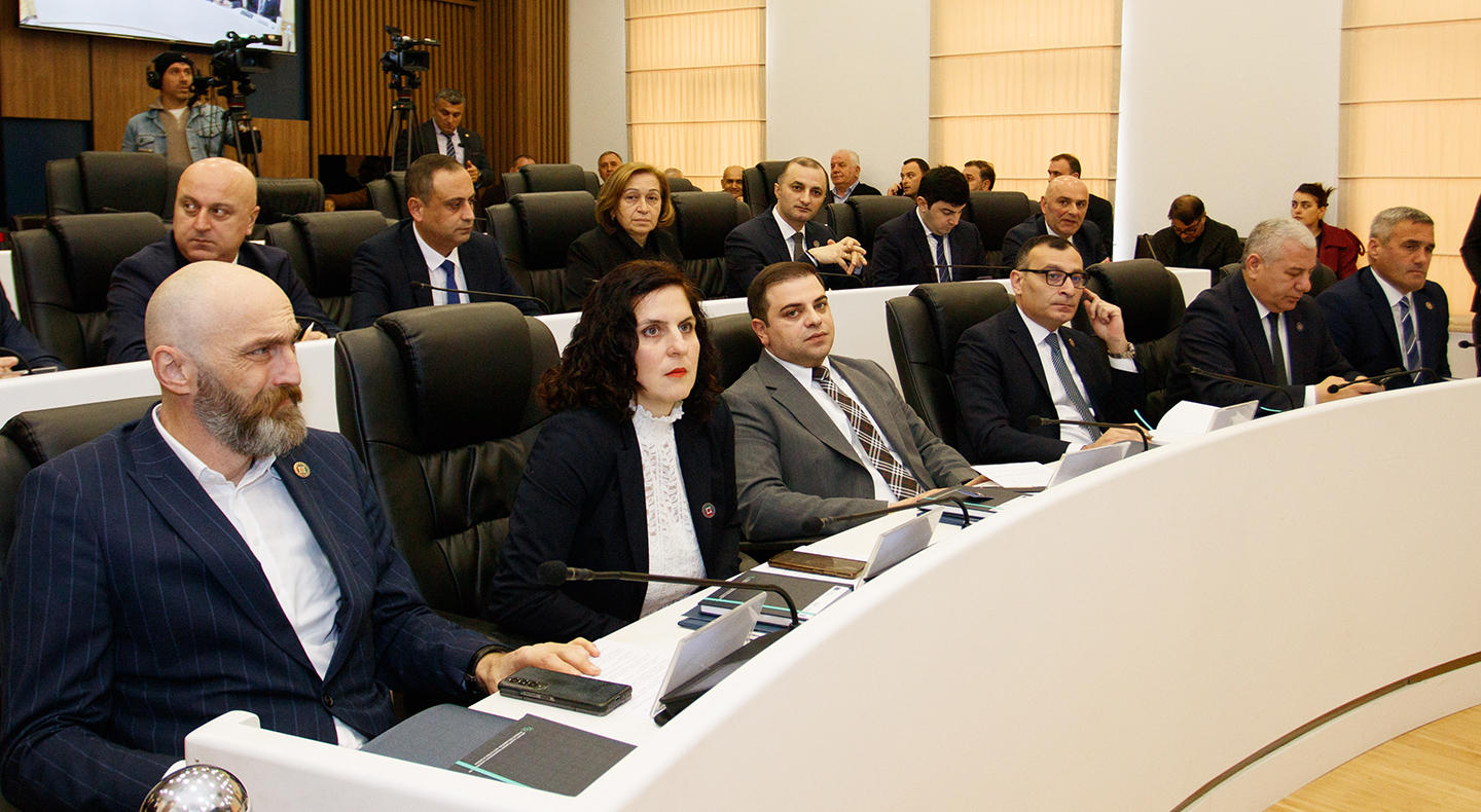 აჭარის უმაღლესი საბჭოს სხდომაზე კომიტეტების თავმჯდომარეები აირჩიეს