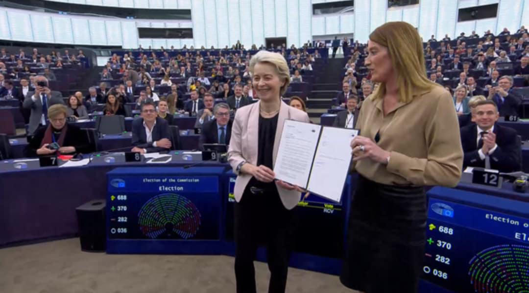 ევროპარლამენტმა ევროკომისიის ახალი შემადგენლობა დაამტკიცა