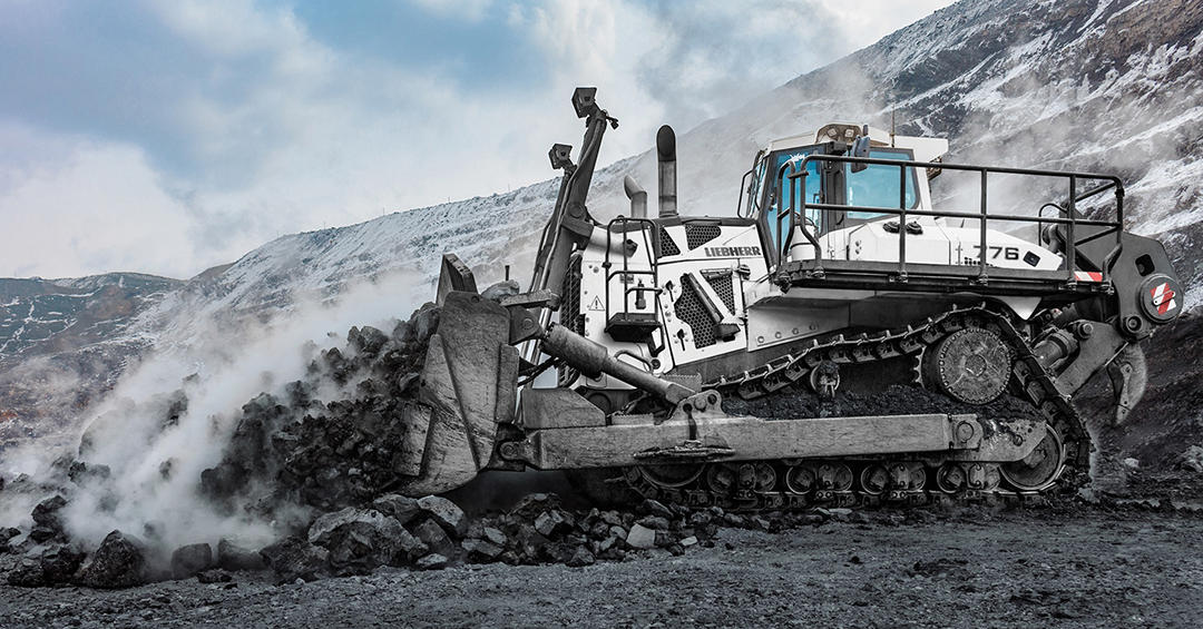 „თეგეტა ჰოლდინგი - Construction Machinery Georgia-მ სომხურ დეველოპერულ კომპანიას LIEBHERR-ის ყველაზე დიდი სამთო საკარიერო ბულდოზერები გადასცა