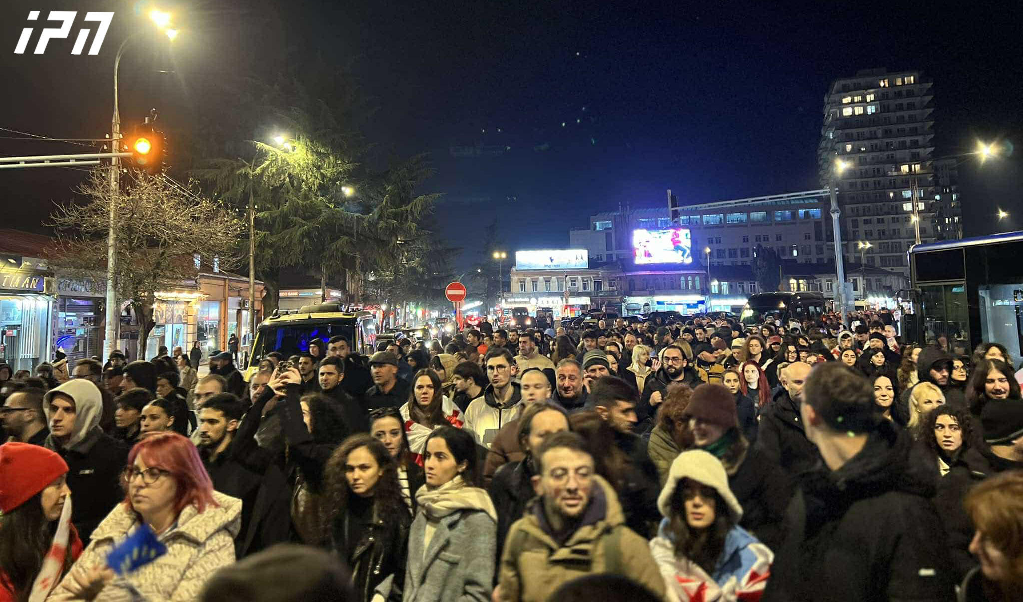 ბათუმში მომიტინგეებმა ბარათაშვილის, ჭავჭავაძისა და წერეთლის ქუჩები გადაკეტეს