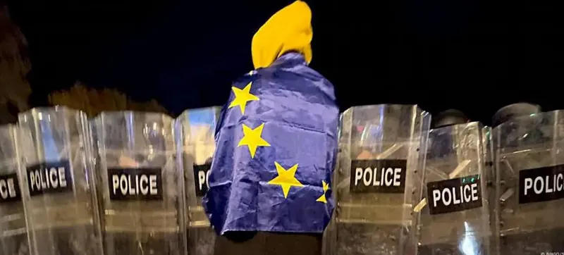 The official representative of the German Foreign Ministry: the German government is watching the events in Georgia with great concern - if the country decides to return to the path of negotiations, the door of the European Union remains open
