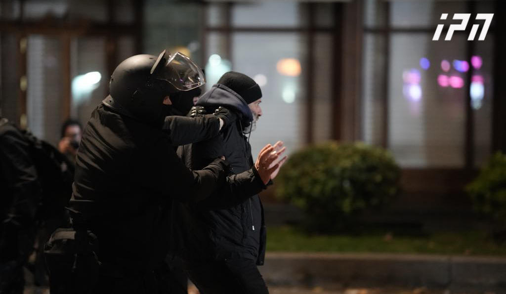 საია საპროტესტო აქციაზე დაკავებულების შესახებ ინფორმაციას ავრცელებს