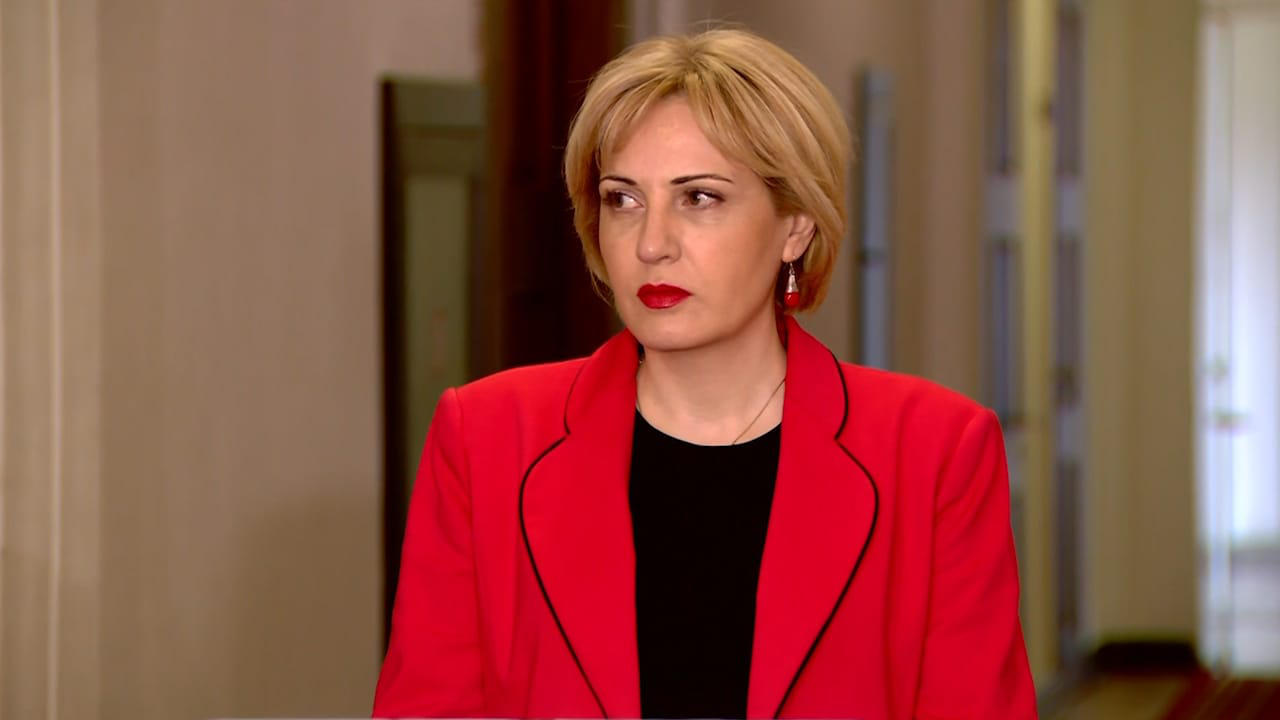 ეკა სეფაშვილი - პრეზიდენტ ზურაბიშვილის განცხადება მაფიქრებინებს, რომ ის პარალელურ სამყაროში ცხოვრობს, სადაც არჩევნები გაყალბდა და ინსტიტუტები არ არსებობს - არა მგონია, მისი განცხადება ვინმემ სერიოზულად მიიღოს