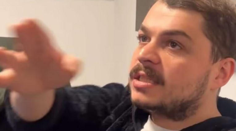 „რადიო თავისუფლების“ ინფორმაციით, აქციაზე მათი პროდიუსერი ბექა ბერაძე დააკავეს, რომლის ადგილსამყოფელი ამ დრომდე უცნობია