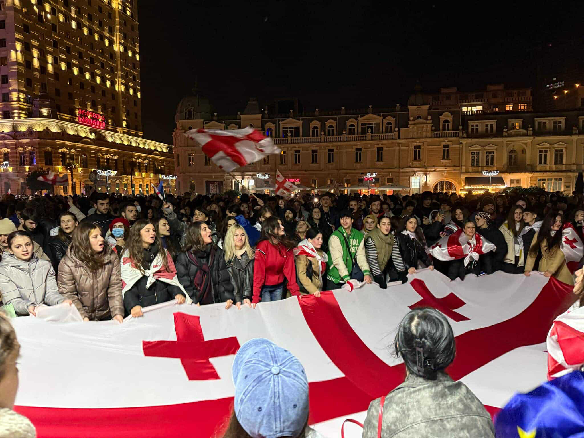 ბათუმში ევროპის მოედანზე საპროტესტო აქცია განახლდა