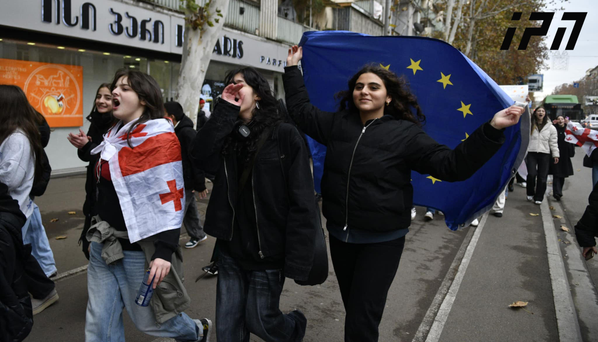 In Tbilisi and several cities of Georgia, students left the auditoriums, and schoolchildren left the classrooms and are holding protests