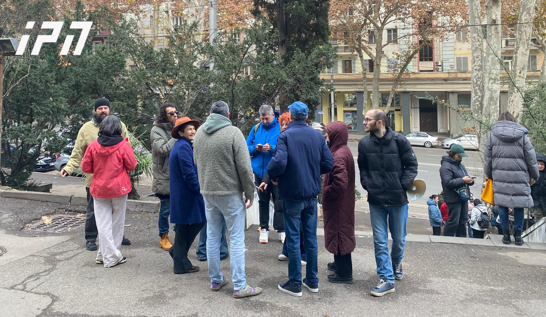 საზოგადოებრივი მაუწყებლის შენობასთან საპროტესტო აქცია მიმდინარეობს