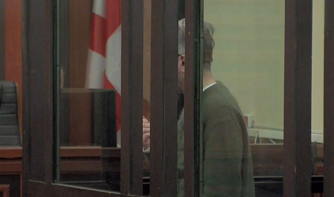 ნიკა გვარამია მოსამართლეს - ეს ქვეყანა გადარჩება, ეს ქვეყანა არ არის „ომონის” და არასდროს იქნება რუსეთის - თქვენ ხართ ქუსლით თავის დამსრესი პოლიციელების „გამპრავებელი“