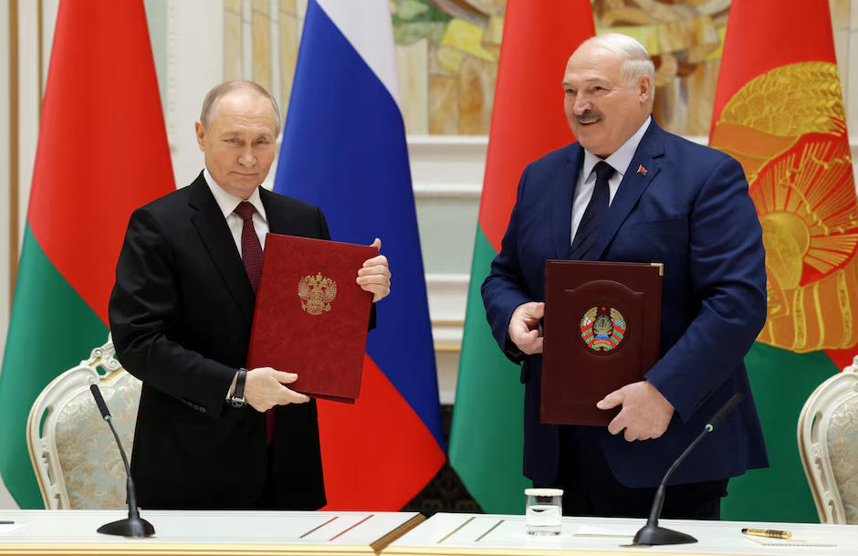 ვლადიმერ პუტინმა და ალექსანდრე ლუკაშენკომ უსაფრთხოების გარანტიების შესახებ შეთანხმებას ხელი მოაწერეს