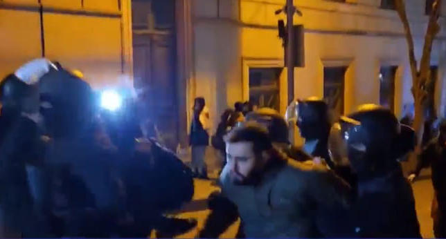პარლამენტთან ცოტნე კობერიძე სავარაუდოდ, დააკავეს