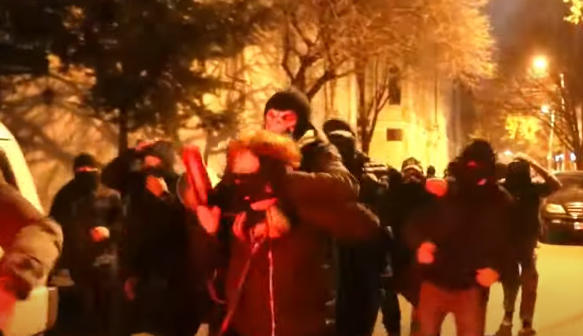 „ტვ პირველის“ გადამღებ ჯგუფს თავს დაესხნენ