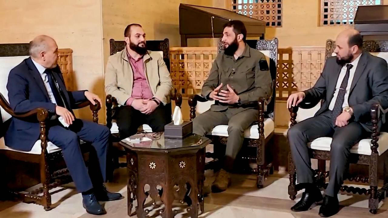 სირიის ყოფილი პრემიერი  ძალაუფლების მეამბოხე ძალებისთვის გადაცემას დათანხმდა