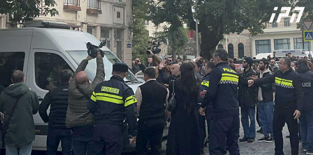 ბათუმის საქალაქო სასამართლოში ხმაური იყო