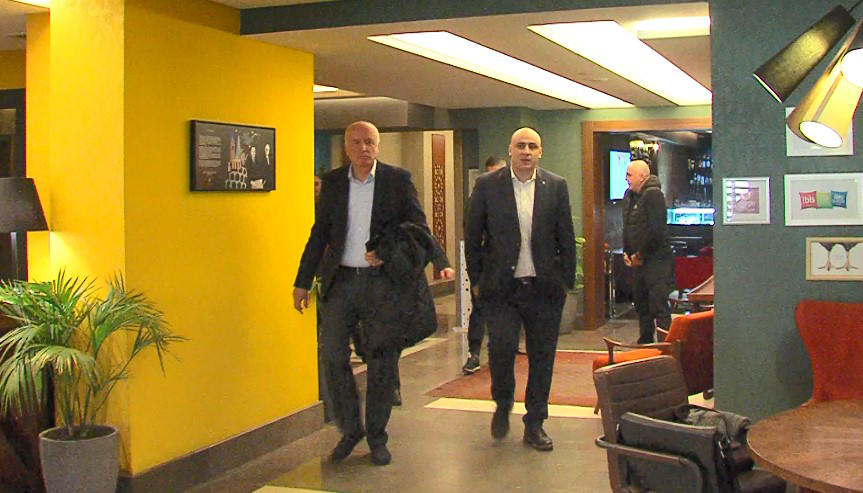 ოპოზიციური პარტიების ლიდერები საქართველოში ჩამოსულ ევროპარლამენტარებს შეხვდნენ