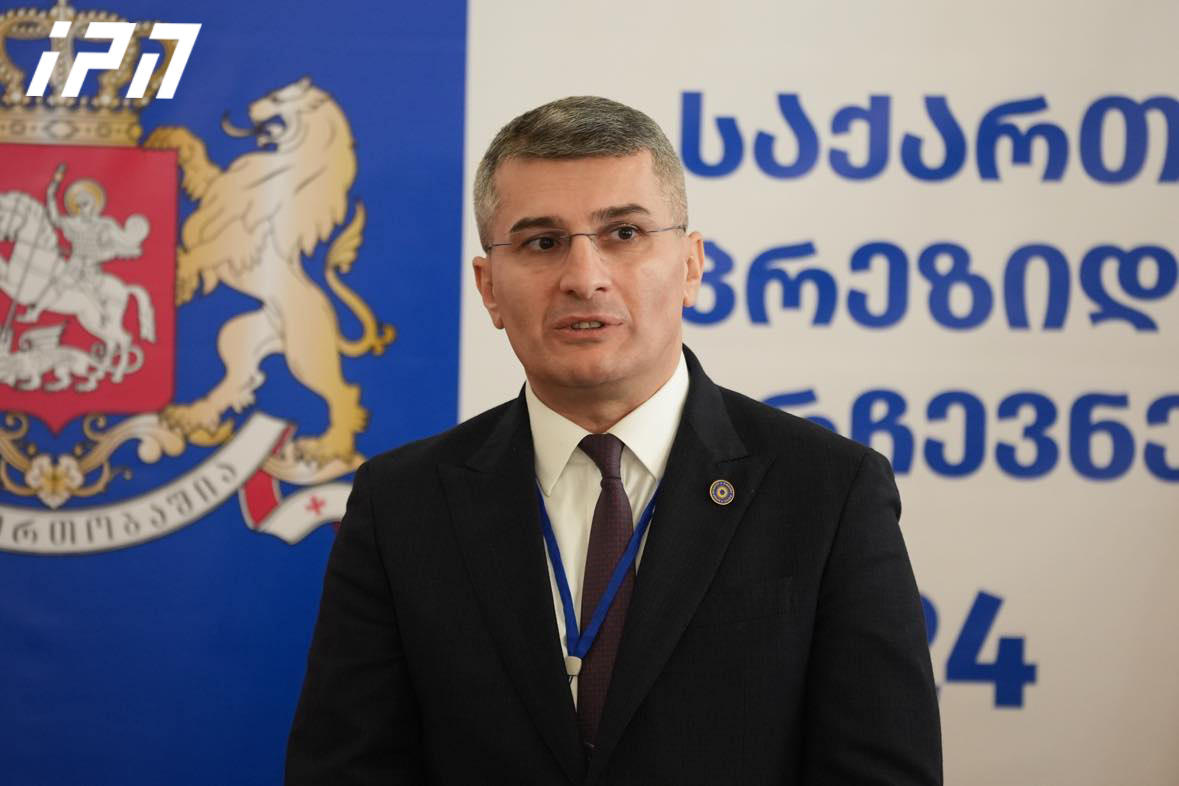 მამუკა მდინარაძე - მიხეილ ყაველაშვილი შემდგარი პროფესიონალი პოლიტიკოსია და ადამიანია, რომელსაც თავის დროზე მთელი  საქართველო ვგულშემატკივრობდით - დღეს ასე არ არის, მაგრამ დიდი უმრავლესობა გულშემატკივრობს