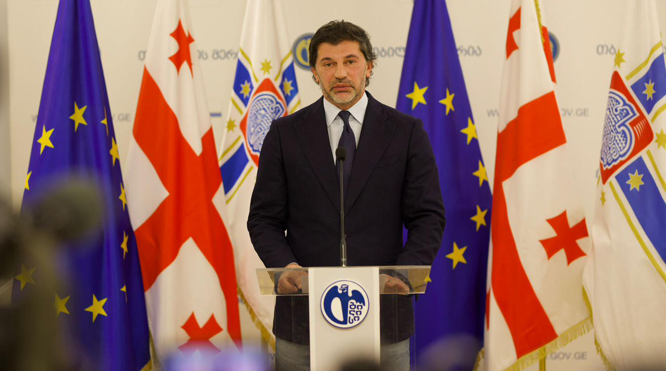 კახა კალაძე - რაც ქვეყანაში ხდება, გარედან არის მართული, შიდა წვრილფეხა რადიკალების ჩართულობითა და მონაწილეობით - ვითომ ახალგაზრდების აქციაა, არადა ახალგაზრდული ორგანიზაციების წევრი არიან!