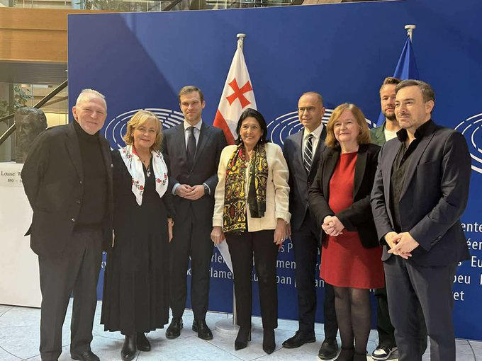 რასა იუკნევიჩიენე - სალომე ზურაბიშვილი “თბილისის შვიდეულს" შეხვდა - ერთგულნი ვართ ქართველი ხალხის მხარდაჭერაში