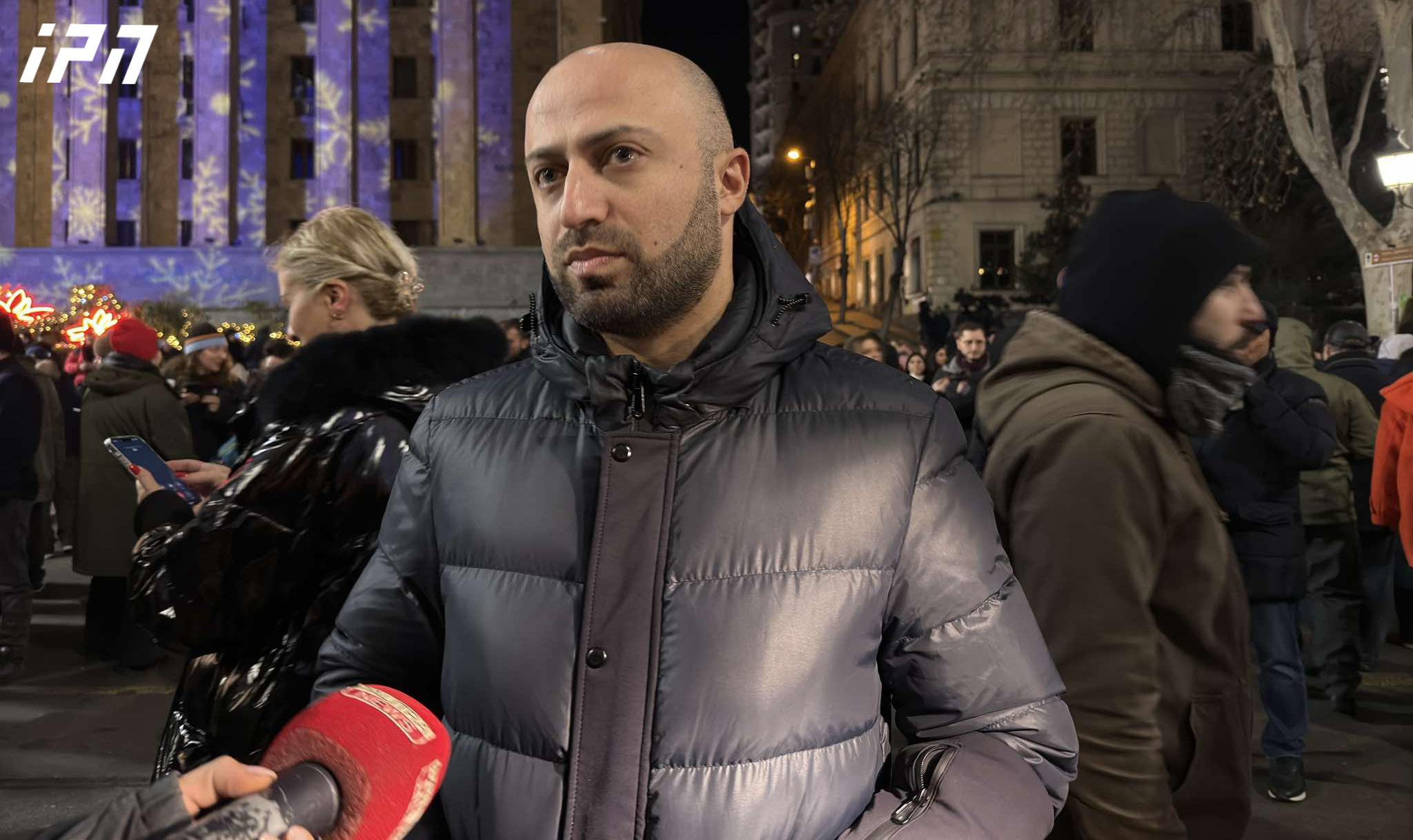 ბერდია სიჭინავა - ვხედავთ ჩართულ მანქანას, რომელსაც ვერაფერი გააჩერებს, ვიდრე ქვეყანაში დემოკრატია არ გაიმარჯვებს - სანქციების ყულფი კიდევ უფრო მოუჭერს, მათ შორის ბიძინა ივანიშვილს და მოუწევს დათმობებზე წამოსვლა