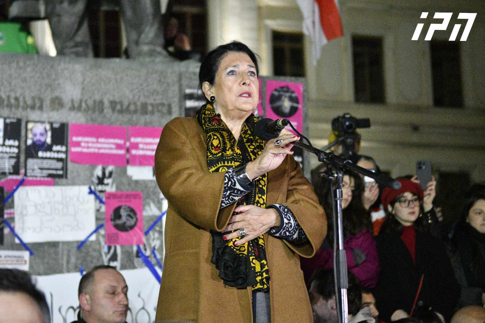 სალომე ზურაბიშვილი - მოვიდეს სასახლეში ივანიშვილი, რადგან ის მართავს ყველაფერს, მოვიფიქროთ, როგორ უნდა დაინიშნოს არჩევნები - არჩევნების დანიშვნის რიცხვი შეთანხმებული უნდა იყოს 29 დეკემბრამდე