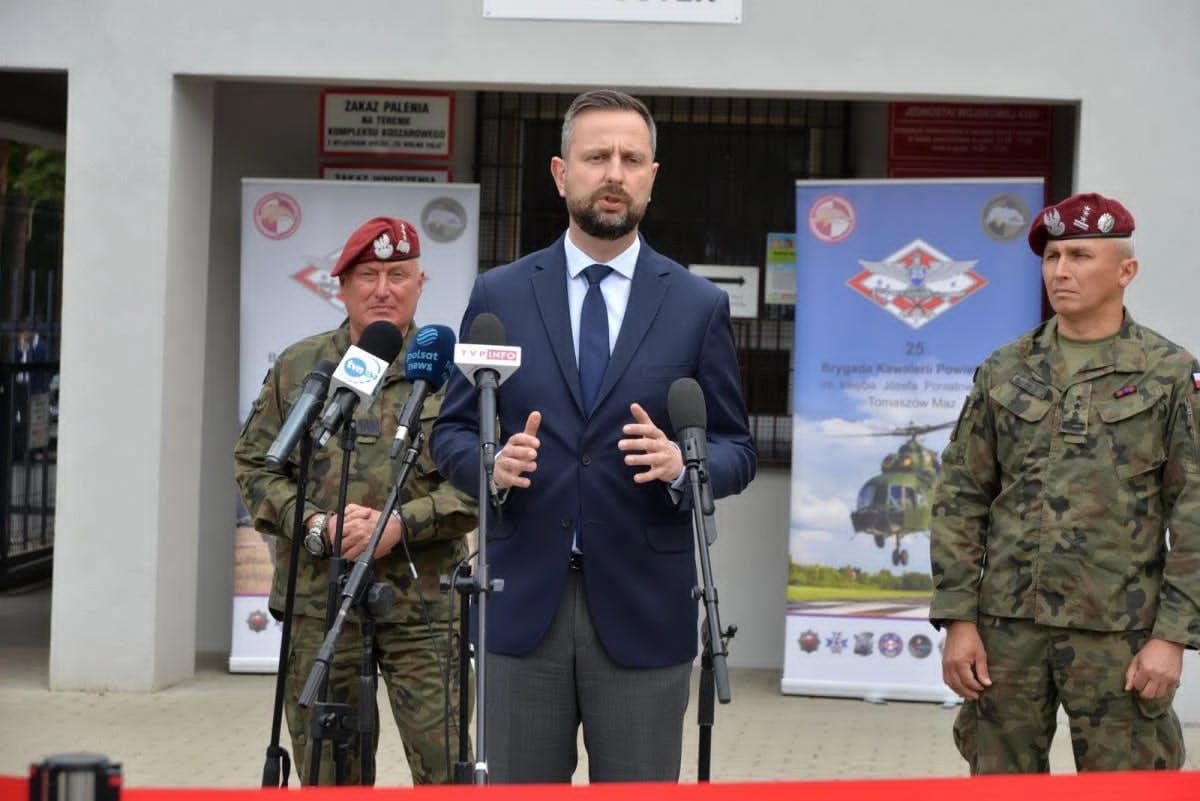 პოლონეთის თავდაცვის მინისტრი - მზად ვართ, რუსული რაკეტები ჩამოვაგდოთ თუ პოლონეთის საჰაერო სივრცე დაირღვევა
