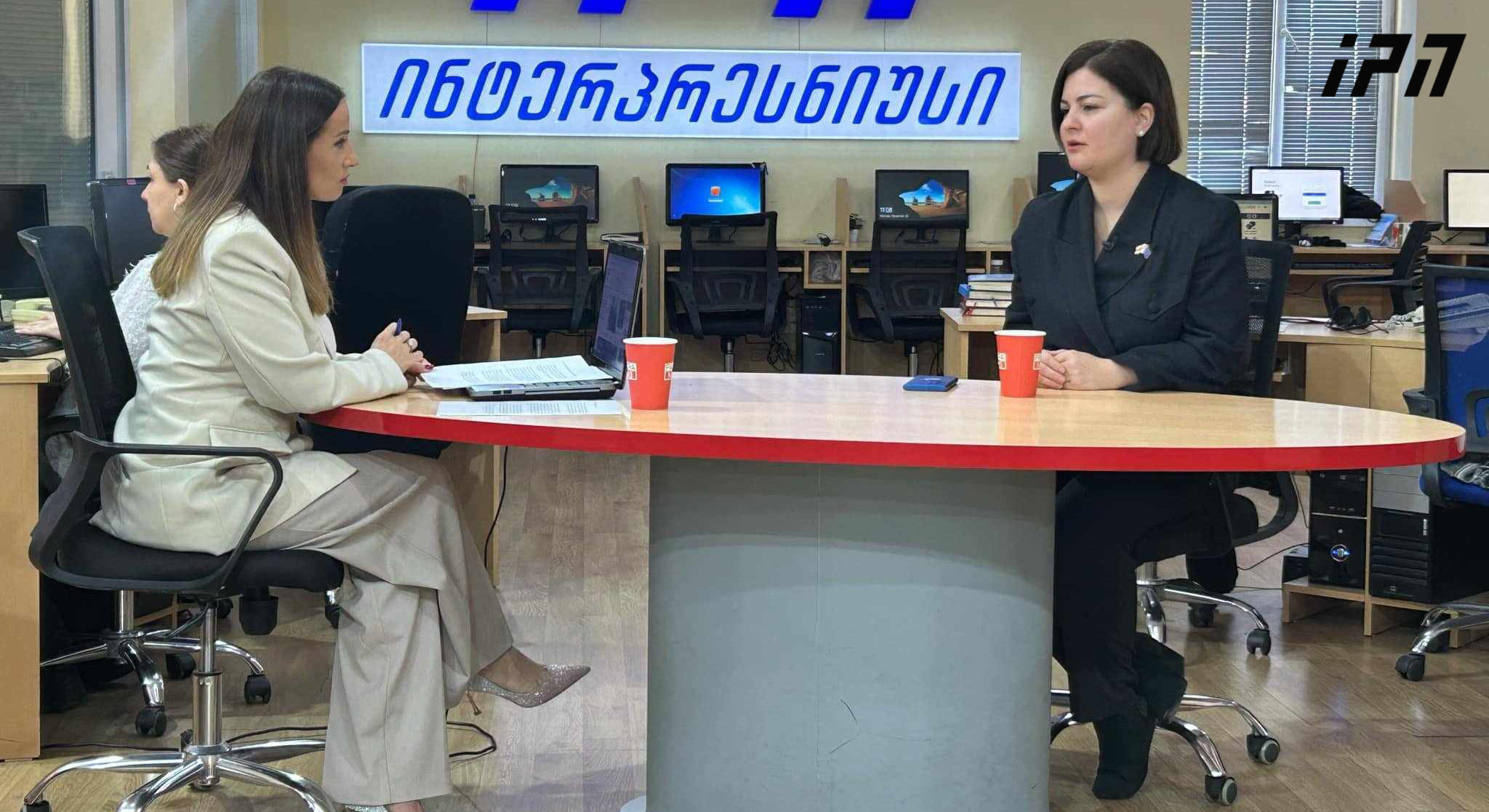 ანა ნაცვლიშვილი - იმით, რომ სანქცირებული პირები კომპენსაციას სახელმწიფო ბიუჯეტიდან მიიღებენ, კობახიძემ დაადასტურა, რომ  მოძალადე მთავრობის წევრებმა მიიღეს სერიოზული ფინანსური ზარალი - მათ მოპარული ქონება აქვთ გადამალული