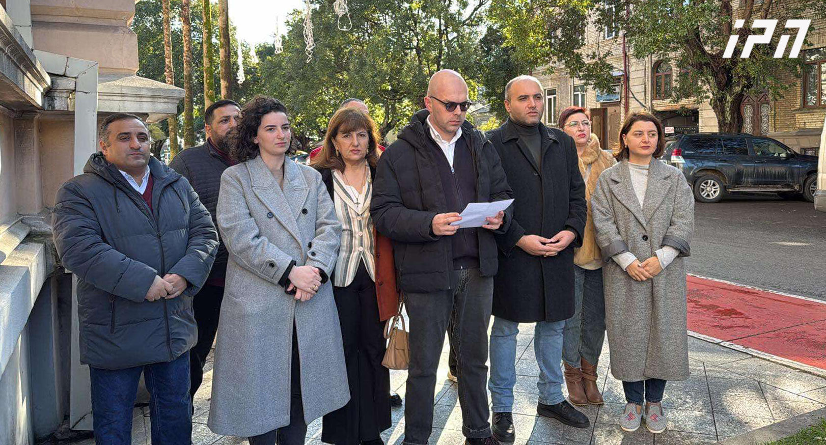 ბათუმის საკრებულოს ოპოზიციონერი წევრები - ვიბრძოლებთ მერიის სისტემაში დასაქმებული თითოეული საჯარო მოხელის უფლებების დასაცავად